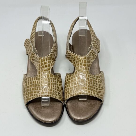 SAS Suntimer Slingback Sandals Womens 9 S Slim Tan Gold Croc Print Hook Loop - Picture 6 of 16